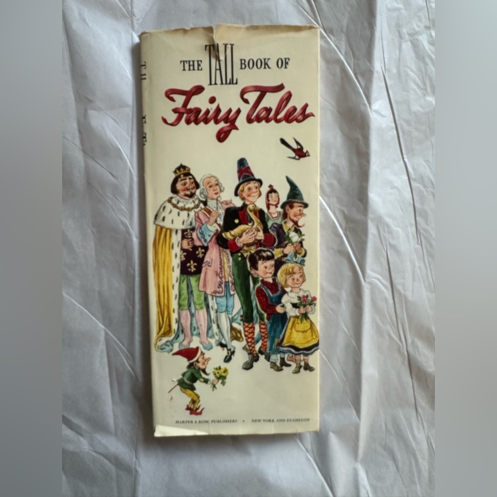 Vintage!! Classic Fairy Tales Storybook for Kids